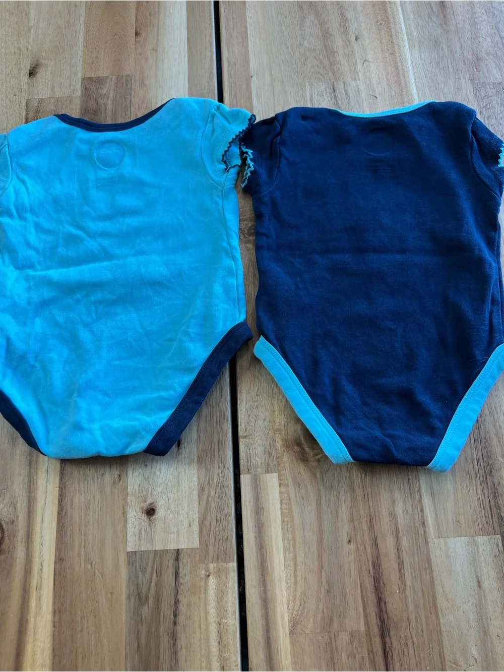 Seattle Kraken NHL Baby Bodysuit Lot 2 Pack 6-9 Months Official Licensed